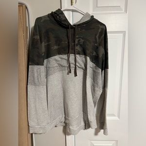 Camo gray stripe hoodie
